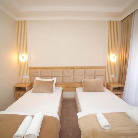 Hotel Tinchlik Plaza Urghenci Exterior foto